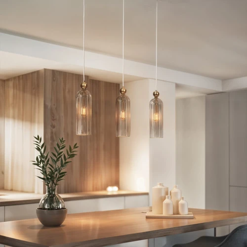 Lampa Dekoracyjna Wisząca AM202 3xE14 Złota Regina.jpg